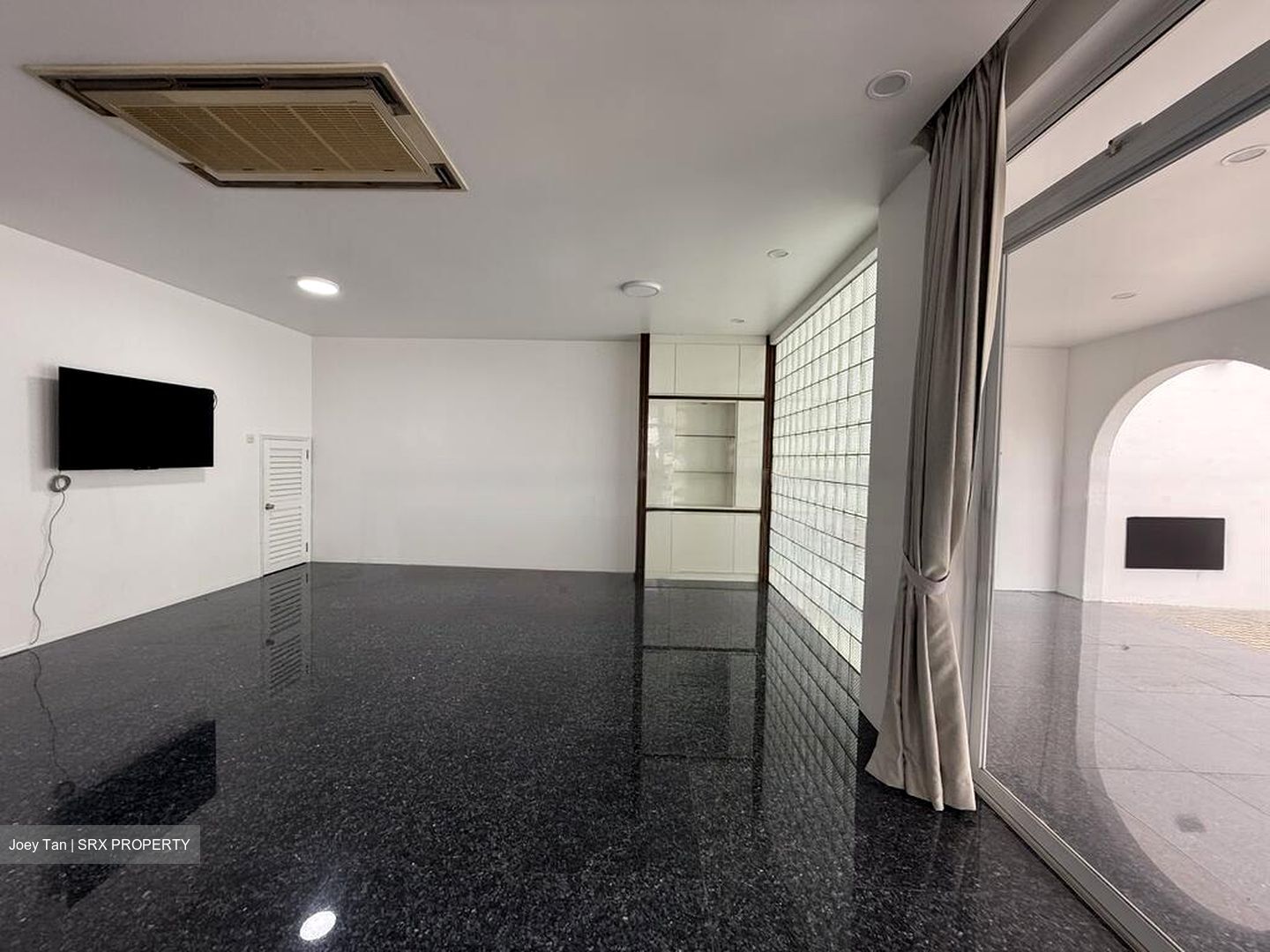 East Coast Hill (D16), Semi-Detached #475147071